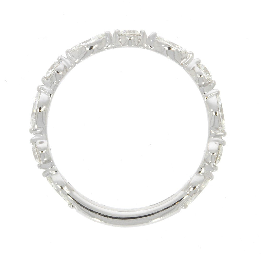 14K White Gold and Diamond Scalloped Wedding Band