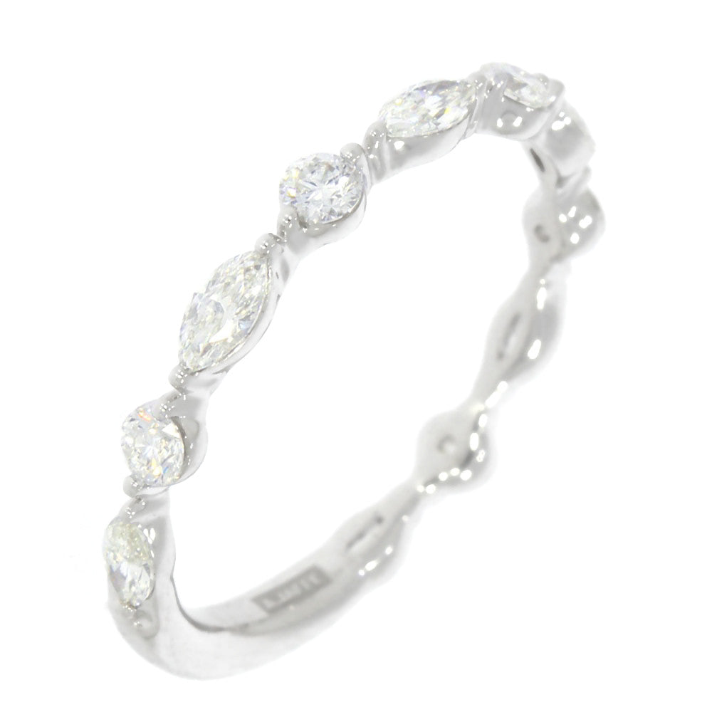 14K White Gold and Diamond Scalloped Wedding Band