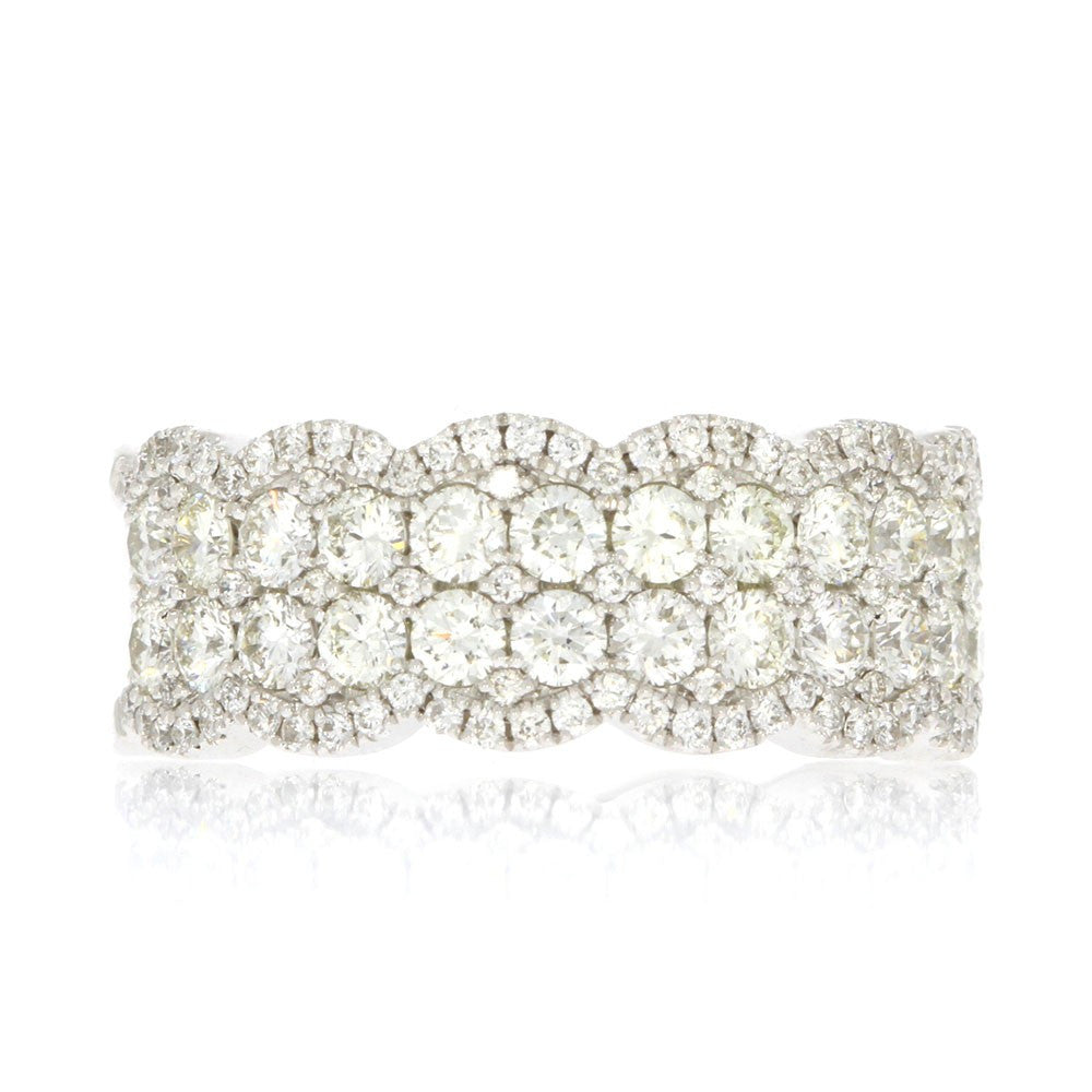 18K White Gold and Diamond Pave' Set Diamond Scalloped Band