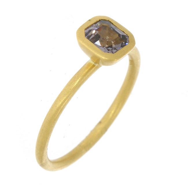 18K Yellow Gold Cushion Gray Spinel Yumdrop Ring