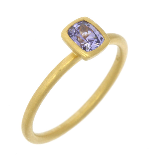18K Yellow Gold and Bezel Set Cushion Cut Blue/Purple Sapphire Yumdrop Ring